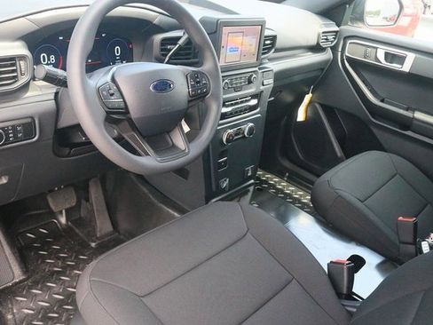 New 2025 Ford Explorer 4WD Police Interceptor image 11