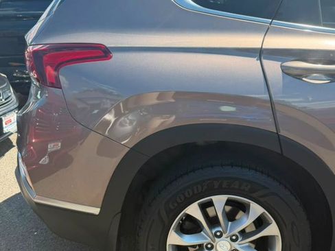 Used 2019 Hyundai Santa Fe SE FWD image 14