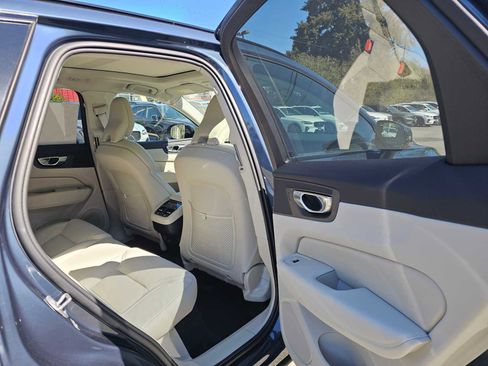 New 2026 Volvo XC60 B5 Ultra w/ Protection Package Premier AWD/4WD image 12