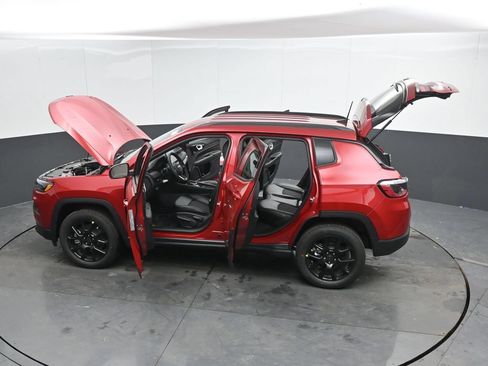 New 2026 Jeep Compass Latitude AWD/4WD image 56