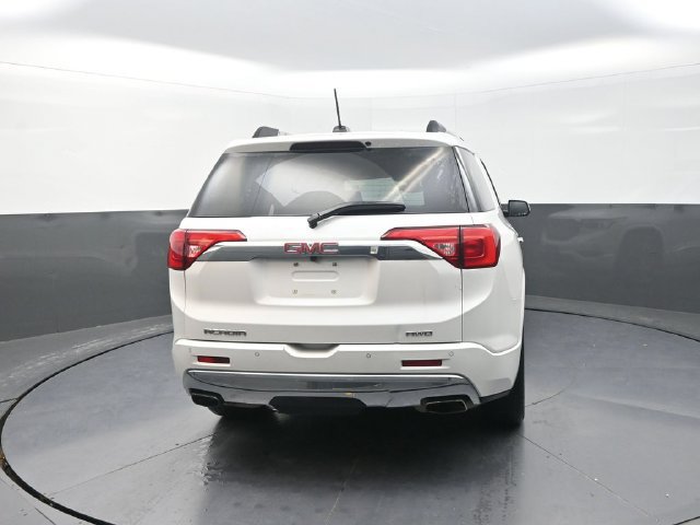 Used 2018 GMC Acadia Denali w/ Technology Package AWD/4WD image 7