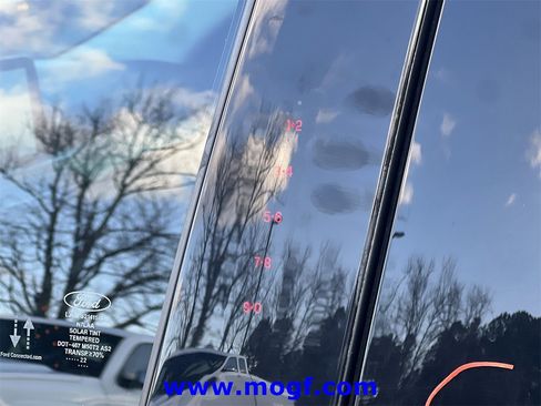 Used 2022 Ford Escape SEL w/ Technology Package image 30