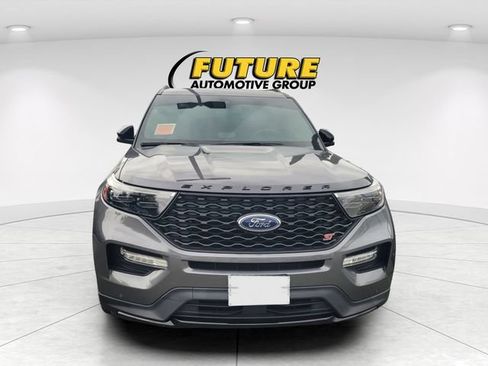 Used 2021 Ford Explorer ST w/ Equipment Group 401A AWD/4WD image 2