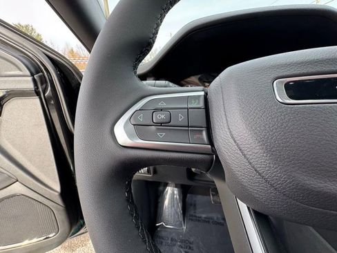 New 2026 Jeep Compass Latitude AWD/4WD image 22
