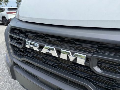Used 2025 RAM ProMaster 2500 w/ Convenience Group FWD image 6