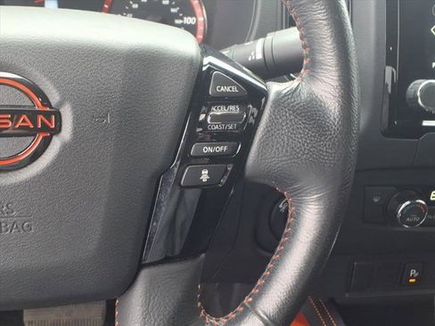 Used 2022 Nissan Frontier PRO-4X w/ Technology Package image 18