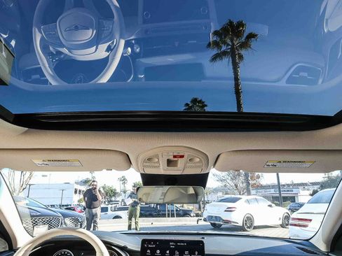 New 2026 Genesis G70 2.5T Prestige image 19