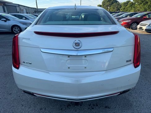 Used 2013 Cadillac XTS Platinum FWD image 4