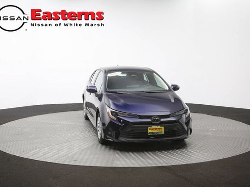 Used 2023 Toyota Corolla LE FWD image 50