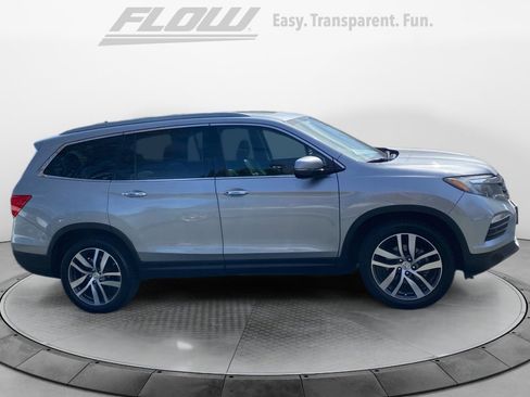 Used 2017 Honda Pilot Elite image 10