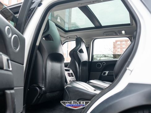 Used 2017 Land Rover Range Rover Sport SVR image 21