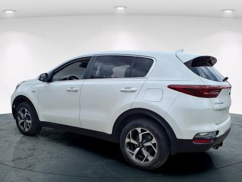 Used 2022 Kia Sportage LX AWD/4WD image 6