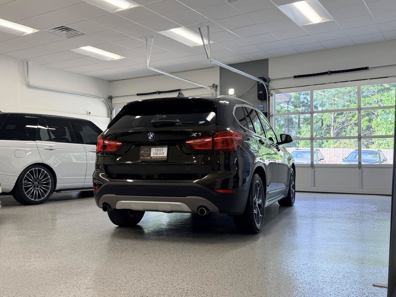 Used 2017 BMW X1 xDrive28i AWD/4WD image 7