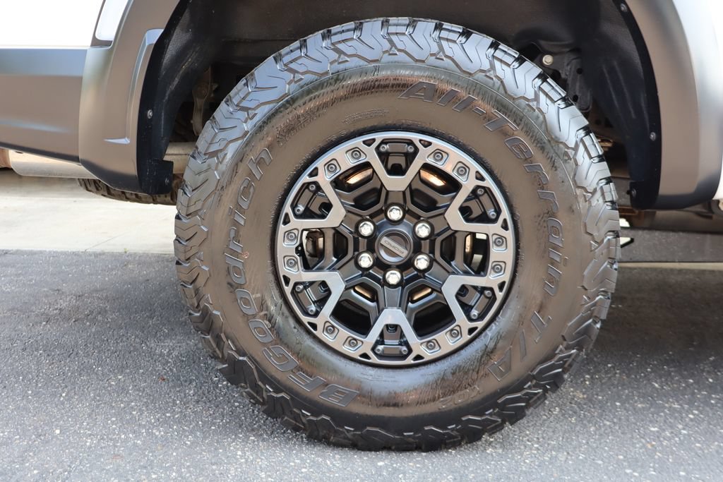 Used 2025 Ford F150 Raptor w/ Equipment Group 803A Raptor R AWD/4WD image 12