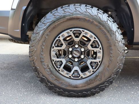 Used 2025 Ford F150 Raptor w/ Equipment Group 803A Raptor R AWD/4WD image 12