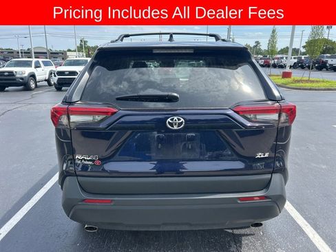 Used 2024 Toyota RAV4 XLE Premium FWD image 7