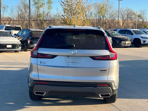 Used 2024 Honda CR-V Sport Touring image 10