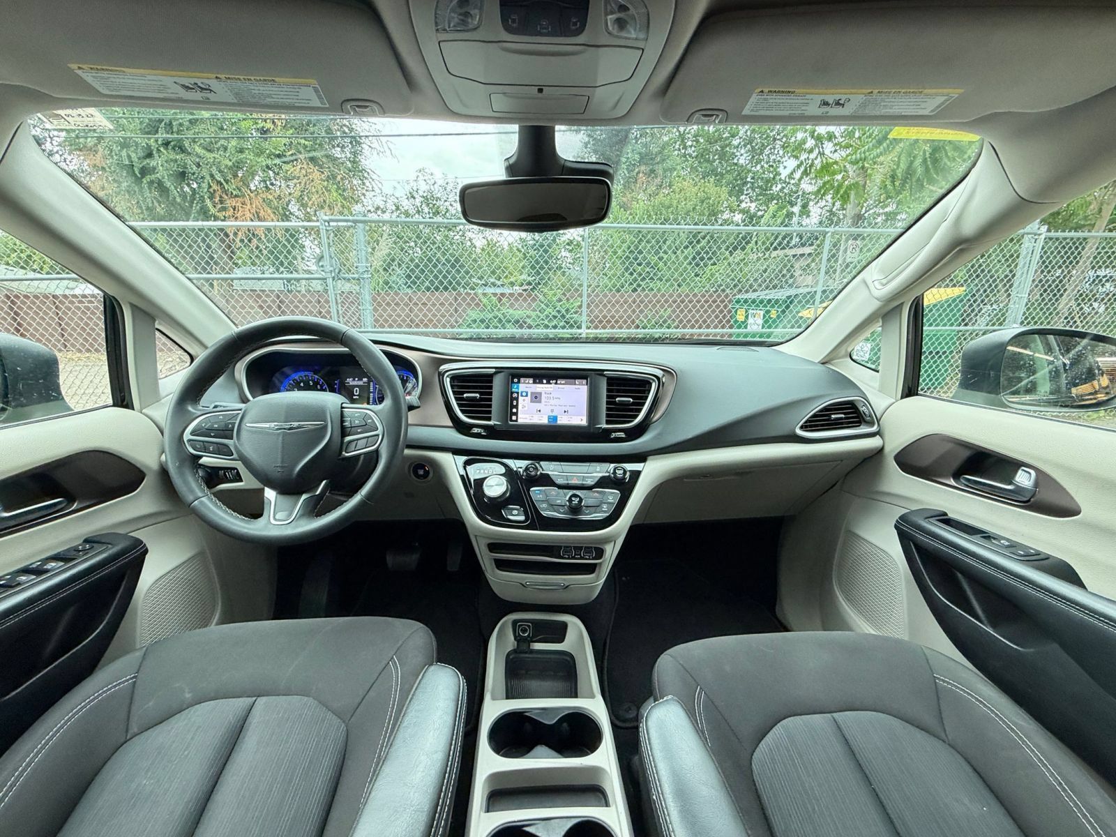 Used 2023 Chrysler Voyager LX FWD image 35