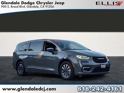 Used 2022 Chrysler Pacifica Limited