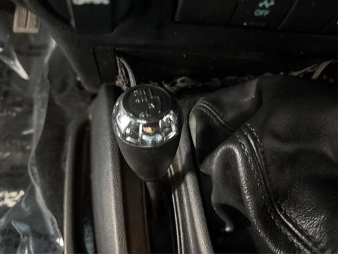 Used 2015 Jeep Wrangler Rubicon w/ Connectivity Group image 27