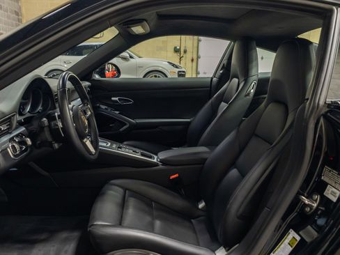 Used 2018 Porsche 911 Carrera image 37