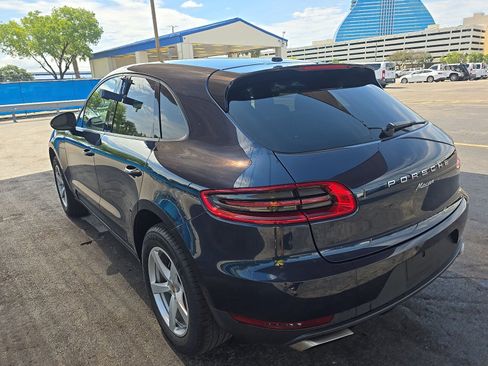 Used 2017 Porsche Macan AWD/4WD image 3