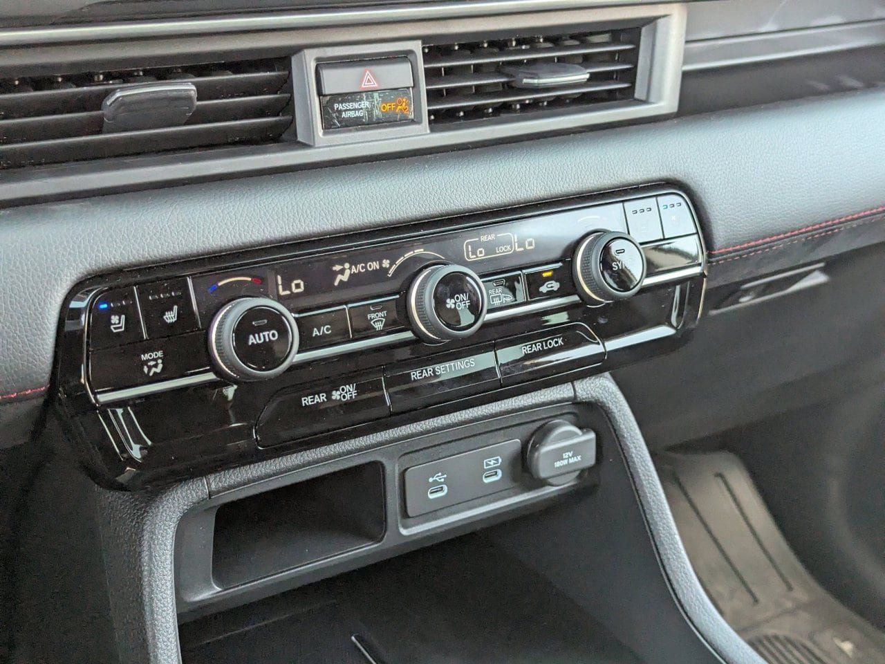 New 2026 Honda Pilot Black Edition image 16