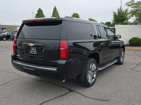 Used 2015 Chevrolet Suburban LTZ AWD/4WD image 14