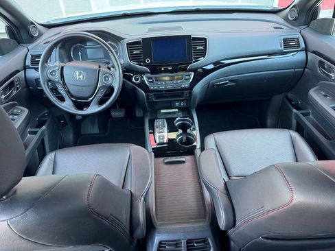 Used 2023 Honda Ridgeline Black Edition image 12