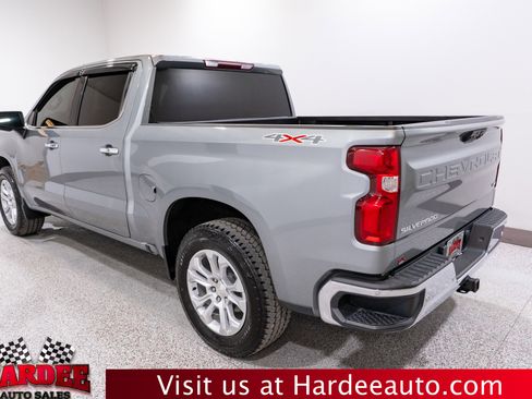 Used 2023 Chevrolet Silverado 1500 LTZ AWD/4WD image 3