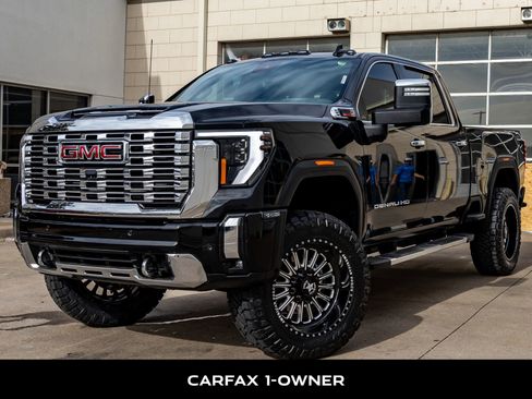 Used 2024 GMC Sierra 2500 Denali w/ Denali Reserve Package image 5