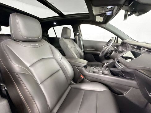 Used 2021 Cadillac XT4 Sport w/ Cold Weather Package image 43