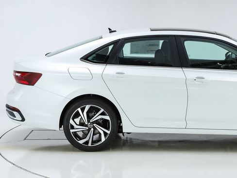 New 2026 Volkswagen Jetta SEL image 11