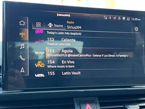 Used 2023 Audi A4 2.0T Premium Plus image 21