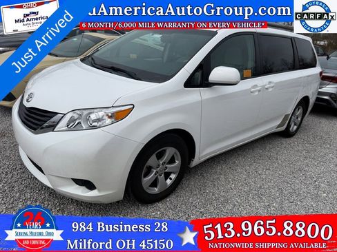 Used 2011 Toyota Sienna LE FWD image 1
