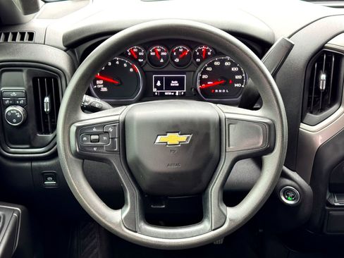 Used 2023 Chevrolet Silverado 1500 Custom image 20