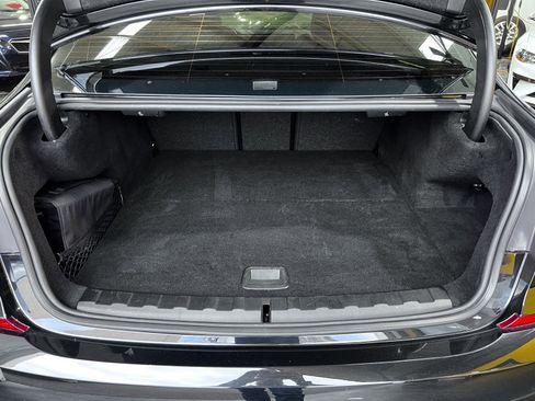 Used 2021 BMW 330e w/ M Sport Package image 28