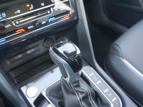 New 2025 Volkswagen Taos SEL image 17