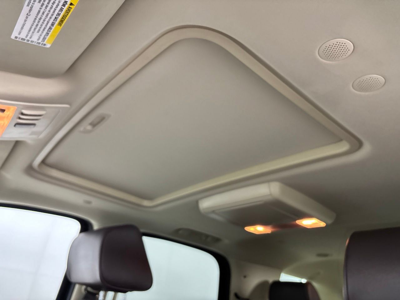 Used 2014 Cadillac Escalade Platinum AWD/4WD image 10