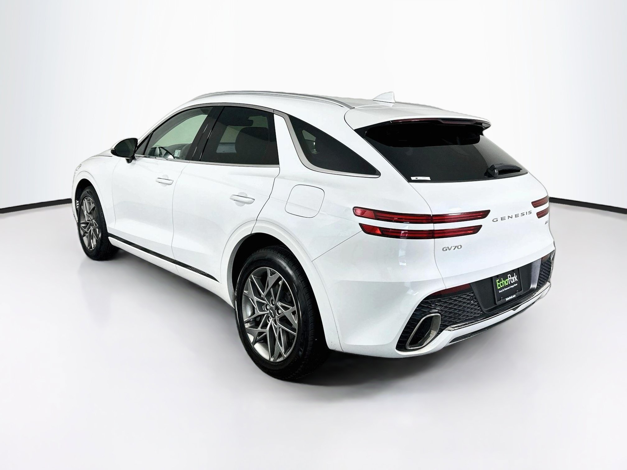 Used 2025 Genesis GV70 2.5T AWD/4WD image 5