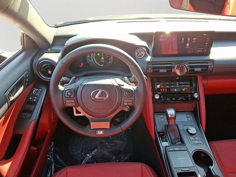 Used 2025 Lexus IS 350 F Sport image 12