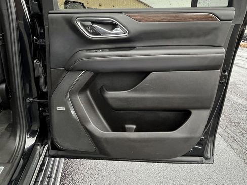 Used 2021 Chevrolet Suburban High Country image 19