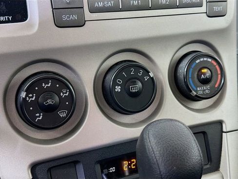 Used 2010 Toyota Matrix image 16