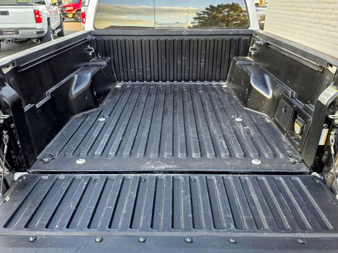 Used 2021 Toyota Tacoma TRD Off-Road w/ Technology Package image 19