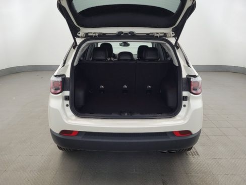 Used 2018 Jeep Compass Limited AWD/4WD image 29