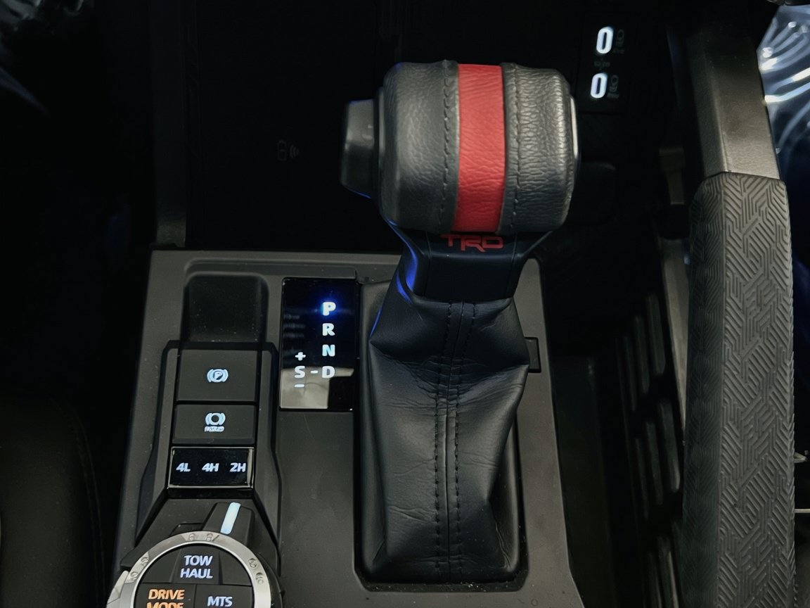 Used 2025 Toyota Tacoma TRD Pro AWD/4WD image 13