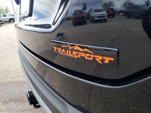 New 2025 Honda Pilot TrailSport image 12