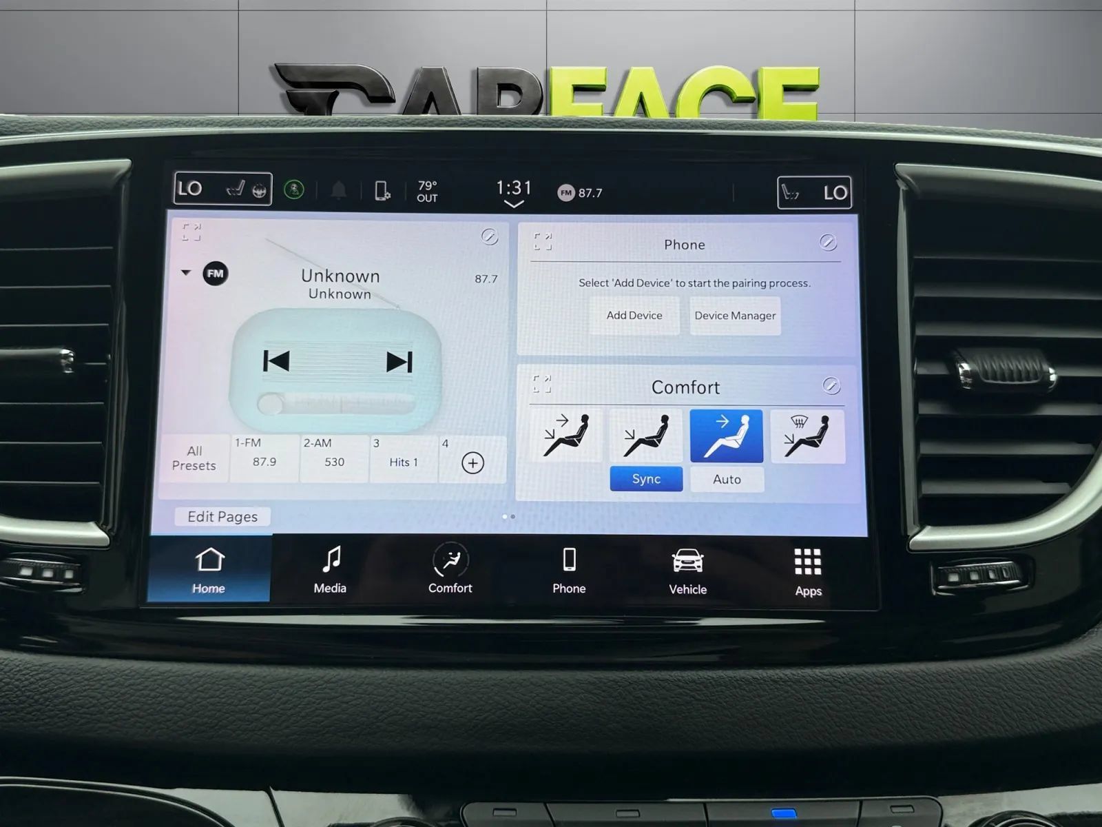 Used 2023 Chrysler Pacifica Touring-L FWD image 32