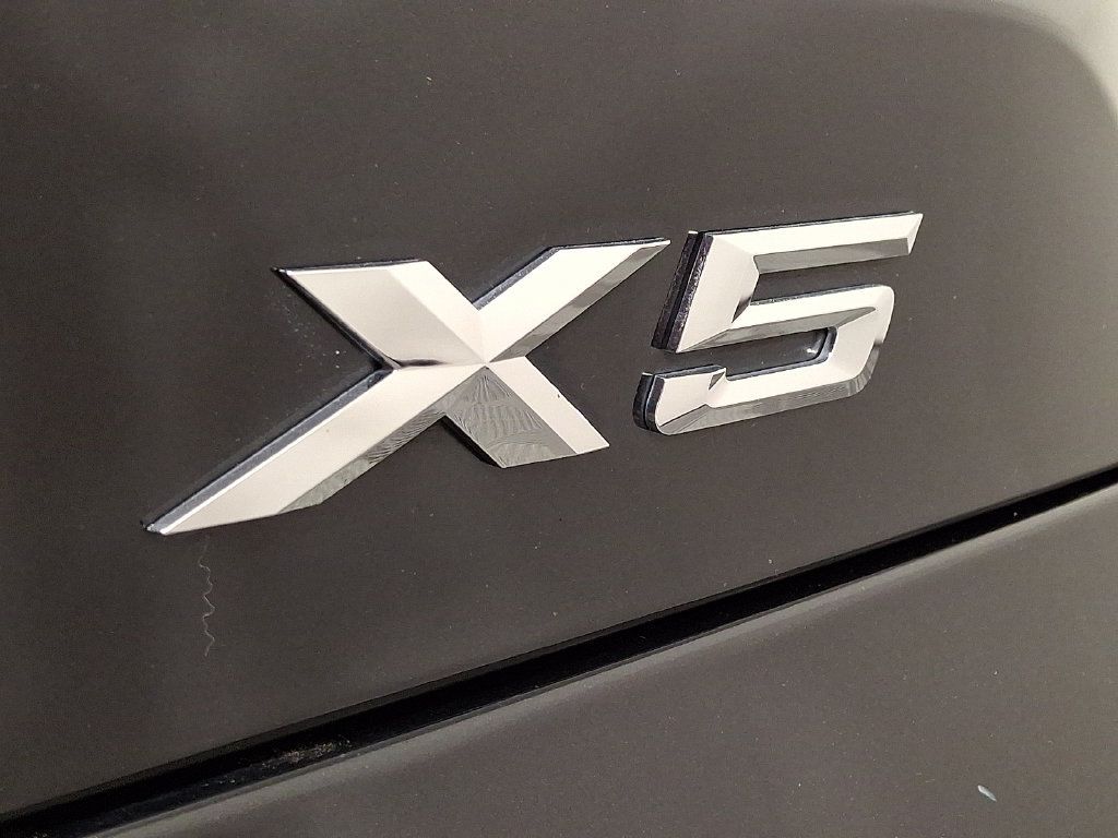 Certified 2024 BMW X5 xDrive40i w/ Premium Package AWD/4WD image 29