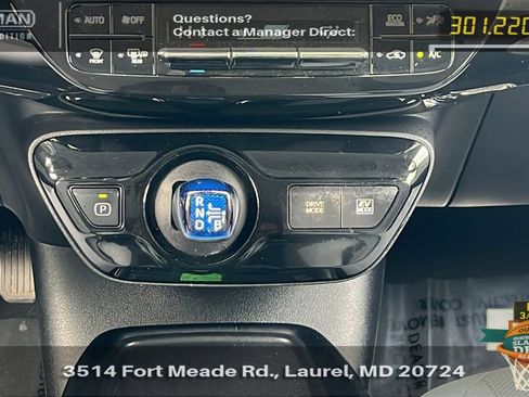 Used 2022 Toyota Prius LE image 22